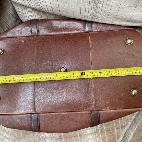 ❌SOLD❌ Fossil Brown Leather Weekender/Duffle Wide-Mouth Unisex Bag - Picture 8 of 10